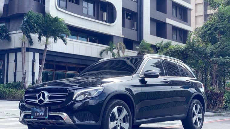 2017 GLC300